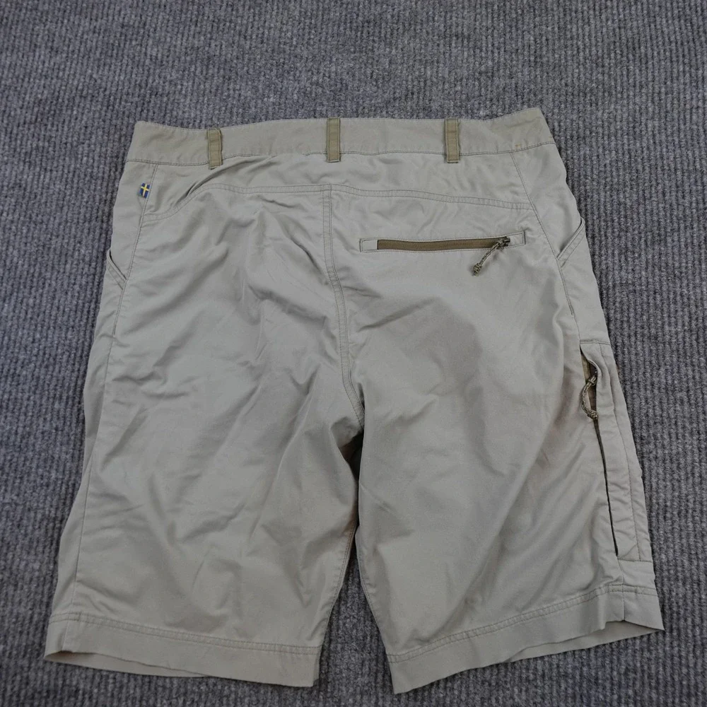 Fjallraven Cargo Shorts Mens 34 Beige Microfiber Hiking Outdoor Travel 11 Inseam